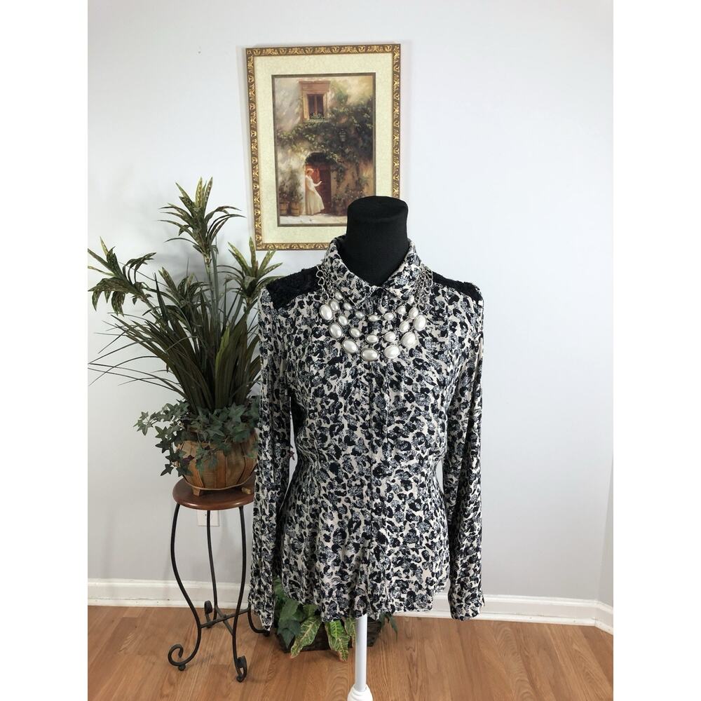 Dance & Marvel Women Top M Long Sleeve Button Up Collared Y2K Dark Academia